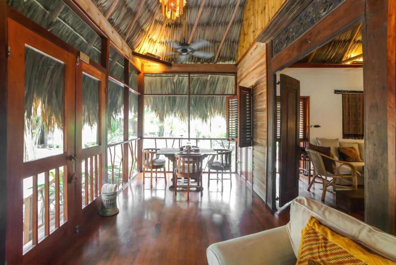 Turtle Inn By Francis Ford Coppola Placencia Luaran gambar