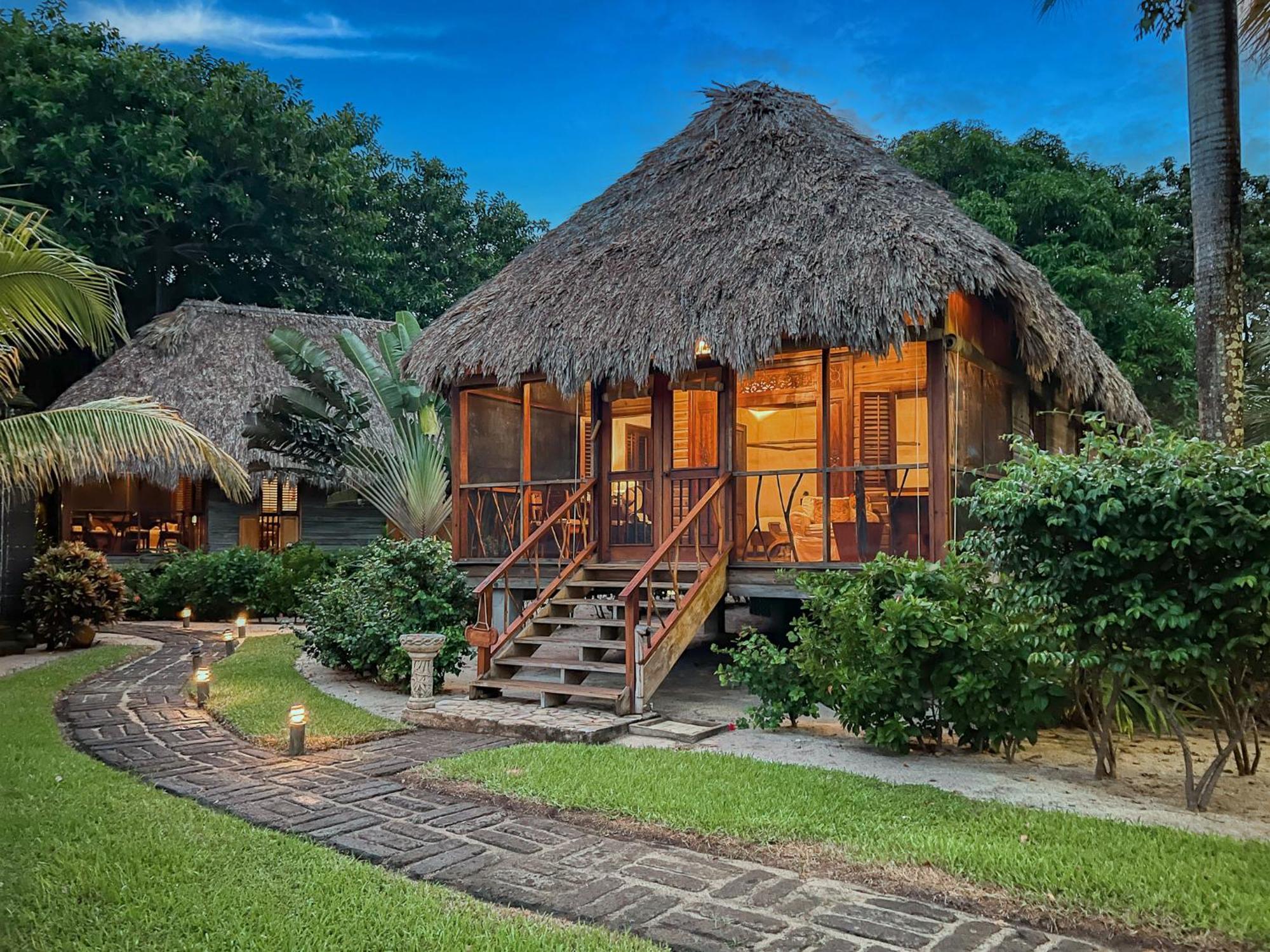 Turtle Inn By Francis Ford Coppola Placencia Luaran gambar